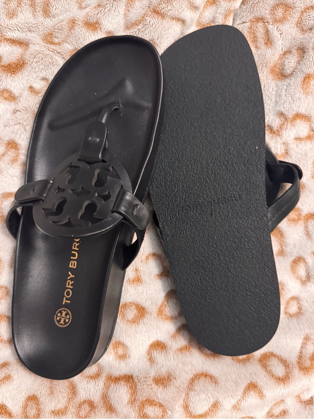 Tory Burch Miller Black Sandals with arch support - Picture 2 of 2